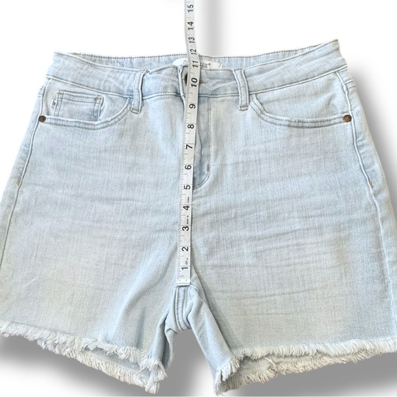 Judy Blue High Waist Bleach Cut Denim Shorts Raw Hem JB150073 Women’s Size L - Picture 5 of 11